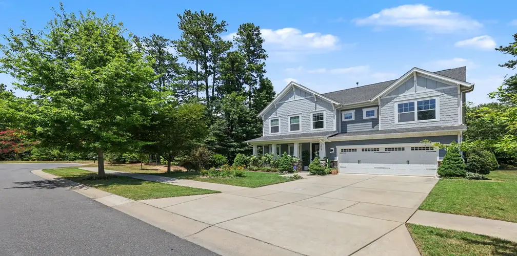 9014 Manor Oak Ct, Charlotte, NC 28277